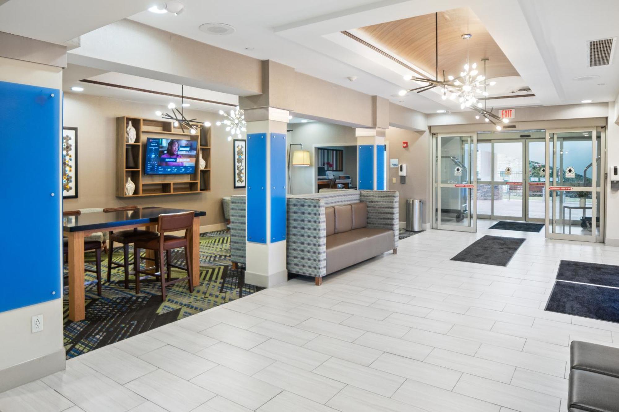 Holiday Inn Express And Suites Stroudsburg-Poconos By Ihg Eksteriør billede