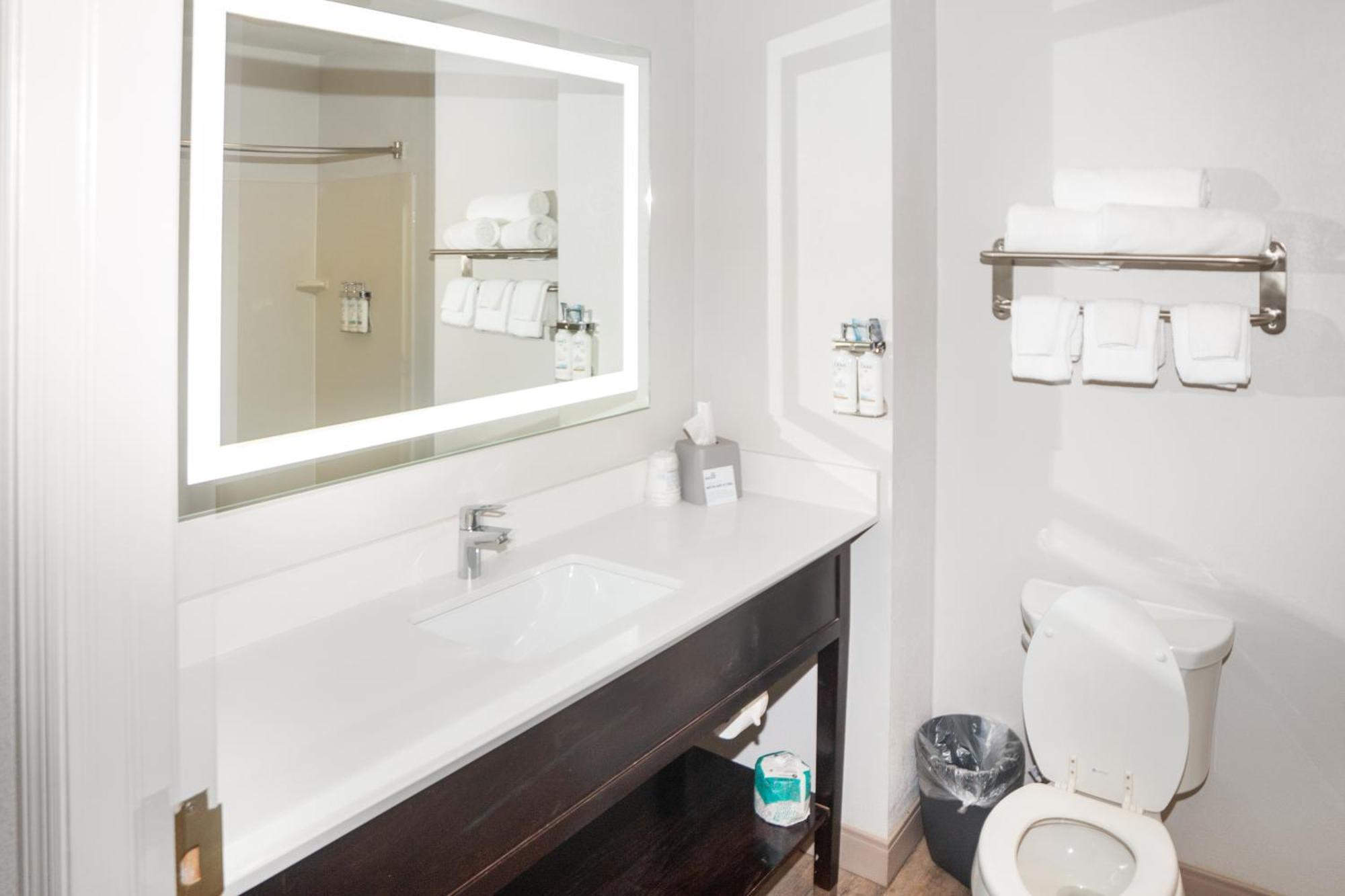 Holiday Inn Express And Suites Stroudsburg-Poconos By Ihg Eksteriør billede