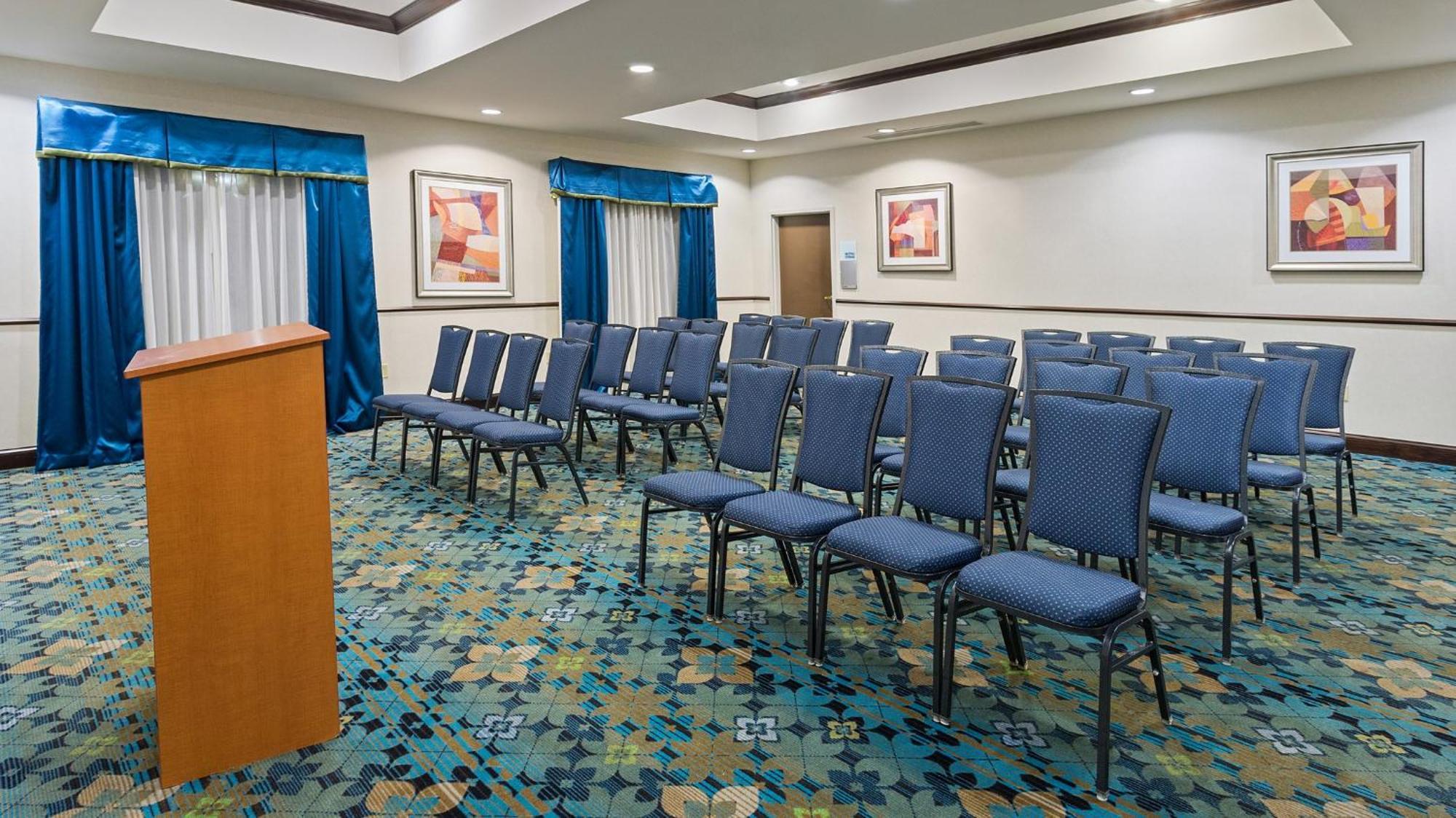 Holiday Inn Express And Suites Stroudsburg-Poconos By Ihg Eksteriør billede